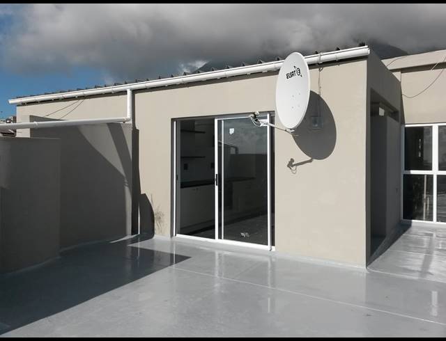 2 bed property to rent in WOODSTOCK